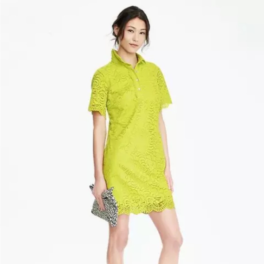 Banana Republic Green Floral Lace Shirt Dress with side zip and pockets.  Size S
